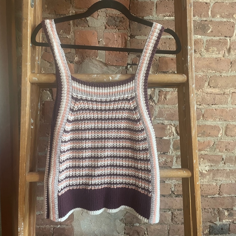 Aritzia // Wilfred Crochet Top